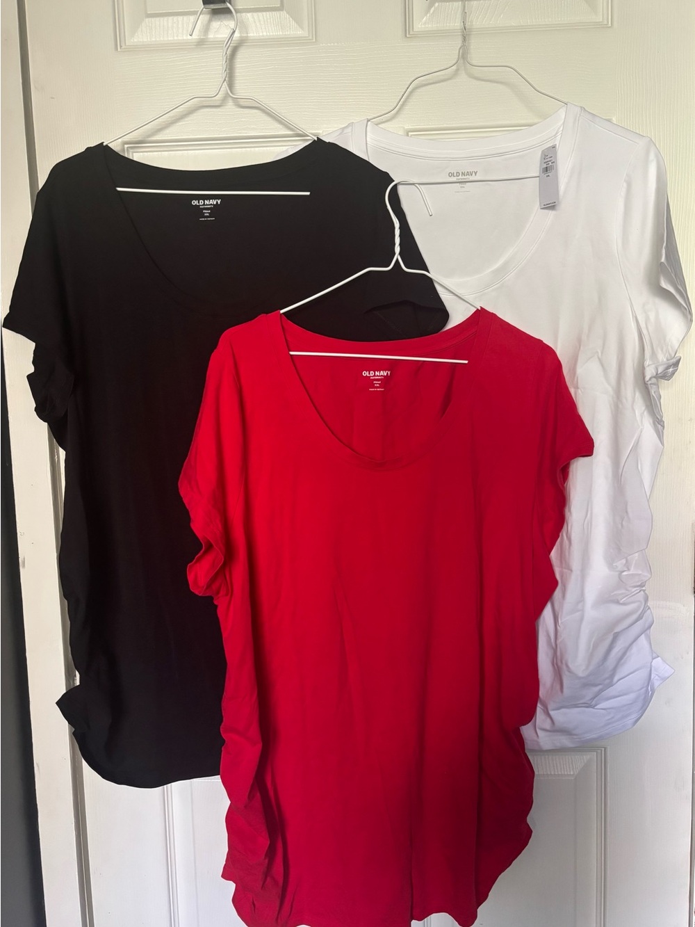 3 Old navy maternity shirts size xxl